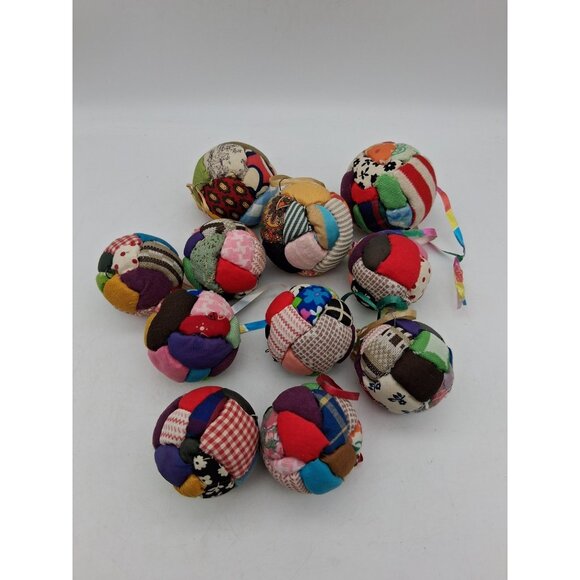 Vintage HTF 11 Fabric Quilted Patchwork Christmas Ornaments Handmade Round - Picture 1 of 8
